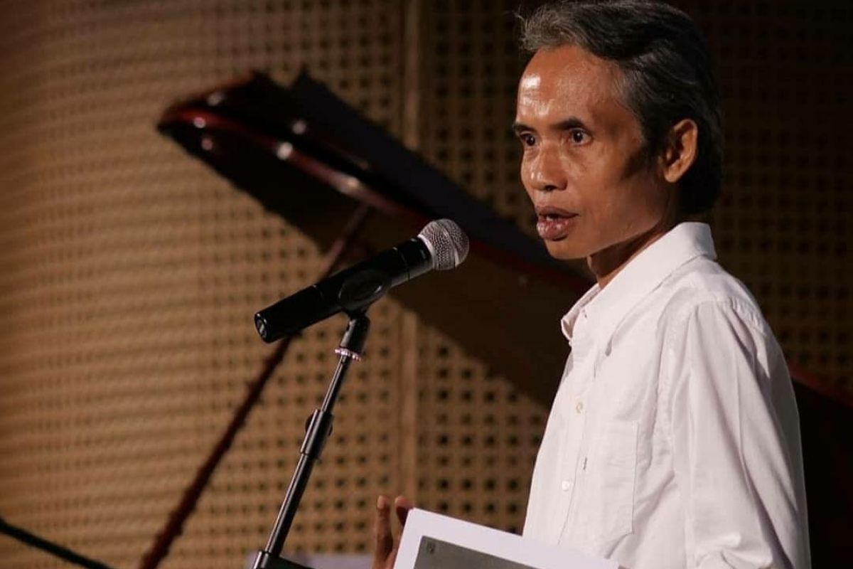 Mengenang Joko Pinurbo [1]: Menemukan Sajak di Sebuah Rumah, di Ujung Sebuah Gang