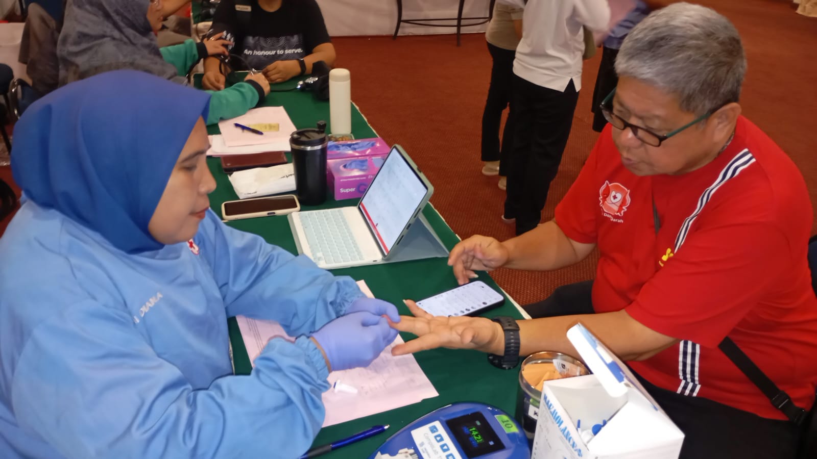 Menjaga Tubuh, Menjaga Sesama ---Catatan dari Sebuah Hari Kemanusiaan bersama SCAU