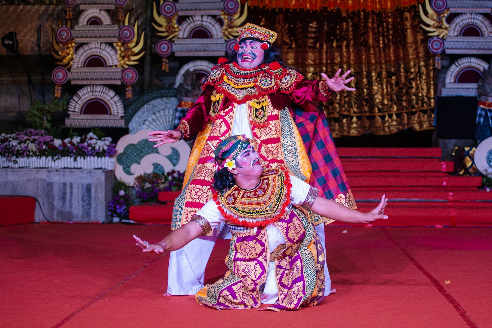 "Aji Pemalik Sumpah" dari Sekaa Dramatari Arja Sudhamala di Pesta Kesenian Bali 2026: Pertama dan Total