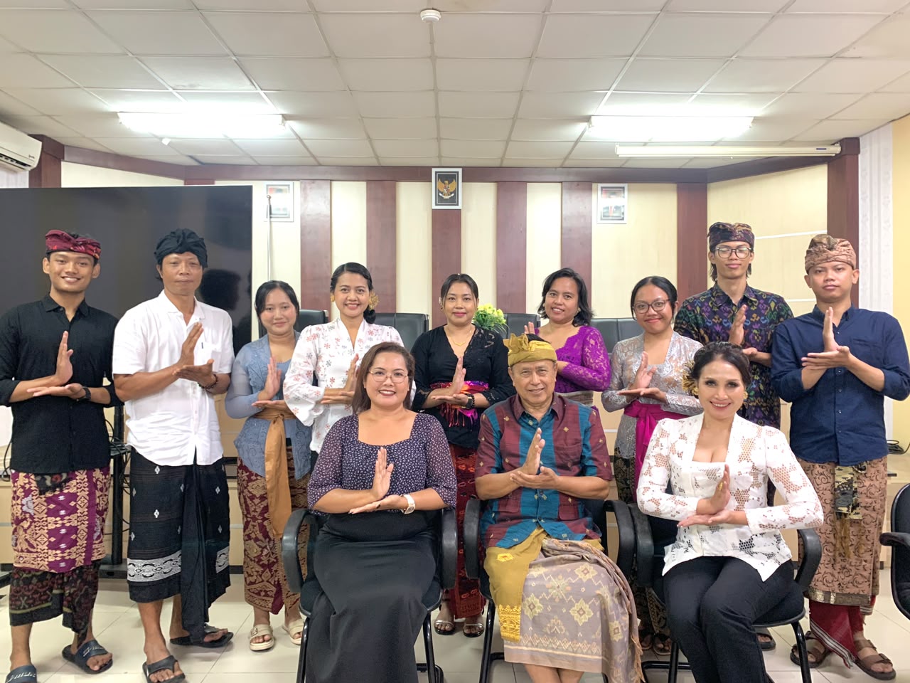 Pengabdian Internasional Undiksha & Ubon Ratchathani University ---Perkuat Kesadaran Antarbudaya Bali-Thailand